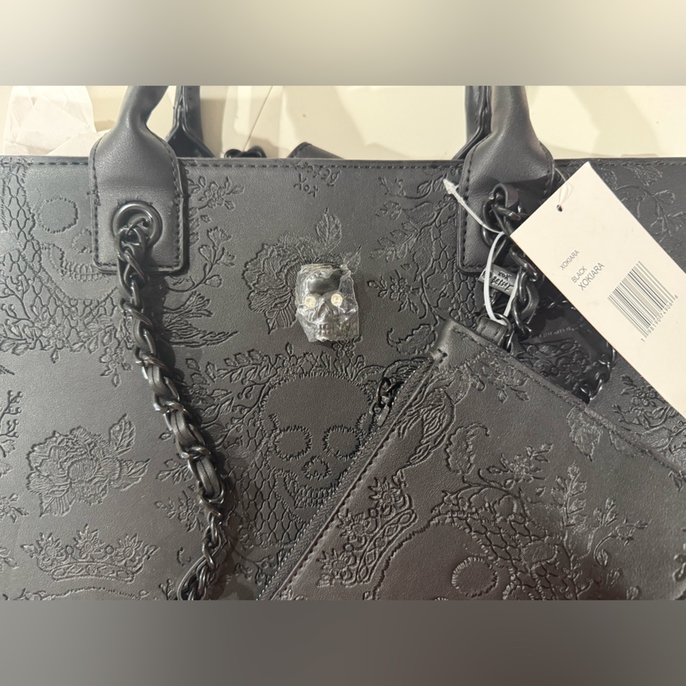 Betsey Johnson Skull Tote - Picture 2 of 11